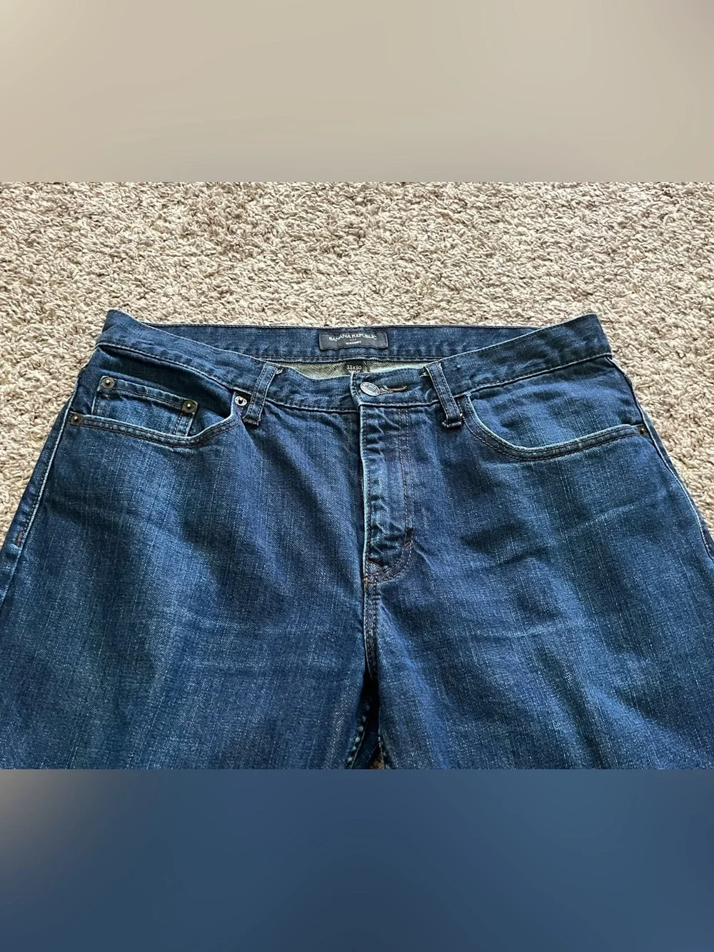 Banana Republic Men's Dark Blue Straight Jeans, like new, size 33x30.